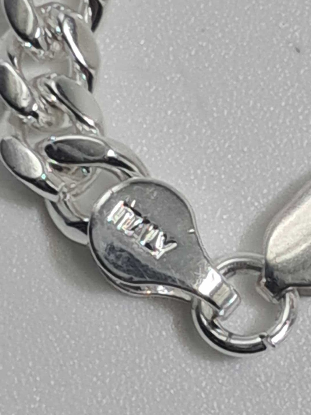 18" 925 Sterling Silver 5mm Cuban Link Chain with 1.87 CTW Moissanite Pendant - Picture 7 of 8